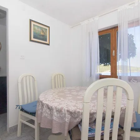 Jaksa Apartman Vis
